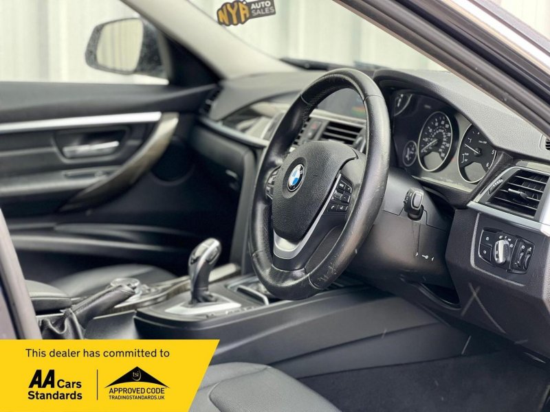 BMW 3 SERIES