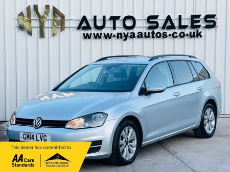 VOLKSWAGEN GOLF 1.6 TDI BlueMotion Tech SE DSG Euro 5 (s/s) 5dr