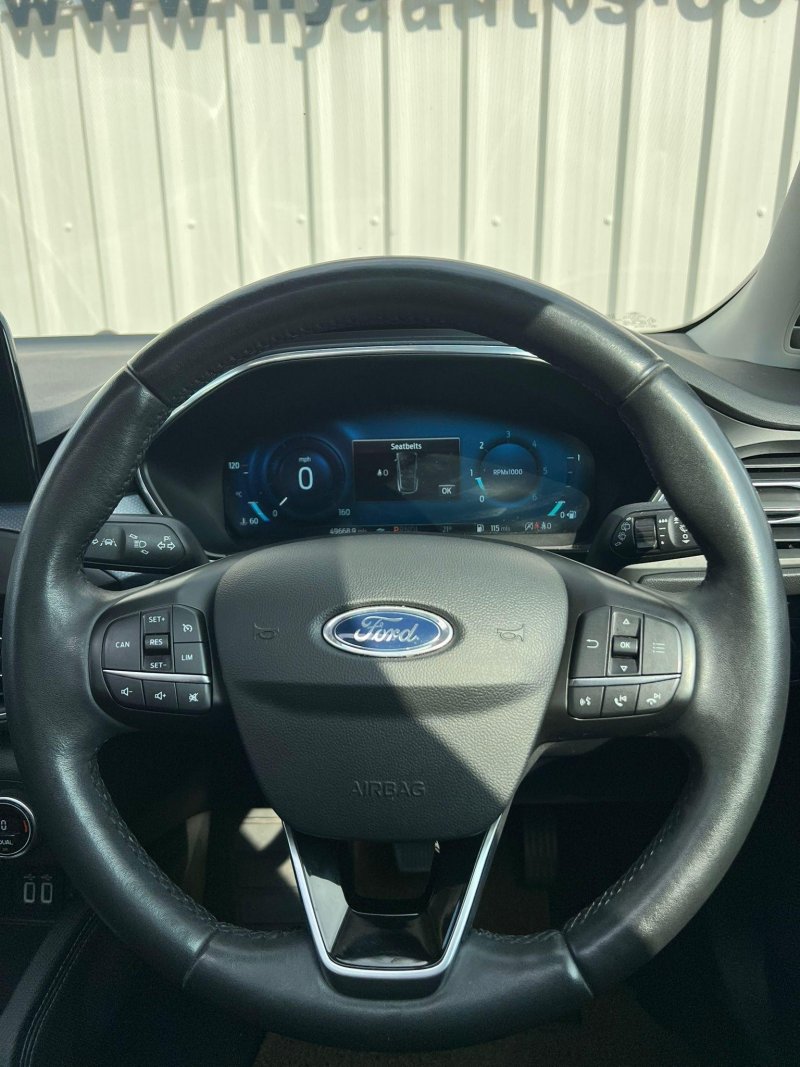FORD FOCUS