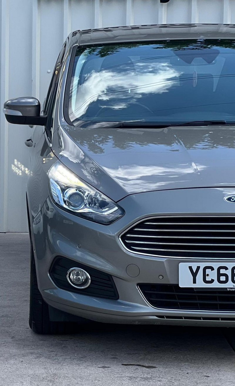 FORD S-MAX