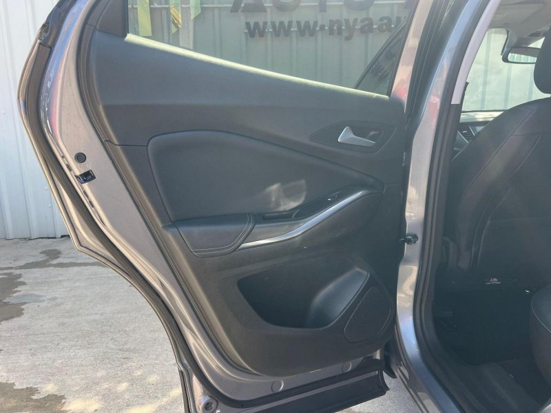 VAUXHALL GRANDLAND X