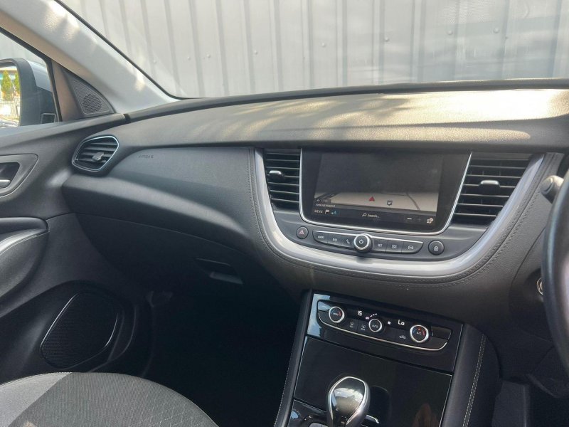 VAUXHALL GRANDLAND X