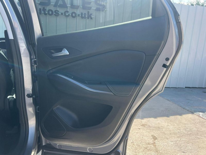 VAUXHALL GRANDLAND X