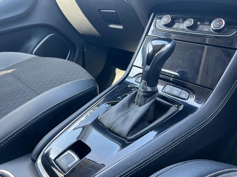 VAUXHALL GRANDLAND X