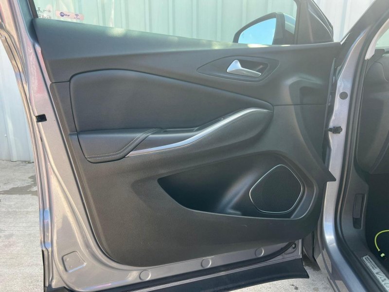 VAUXHALL GRANDLAND X