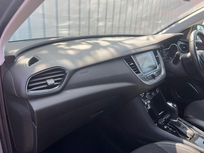 VAUXHALL GRANDLAND X