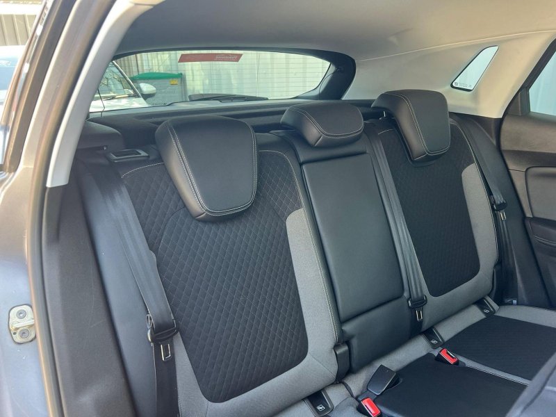 VAUXHALL GRANDLAND X