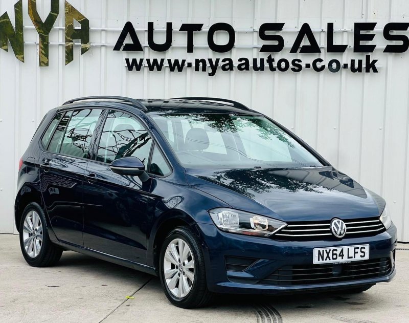 VOLKSWAGEN GOLF SV