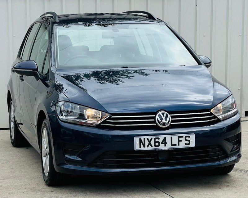 VOLKSWAGEN GOLF SV