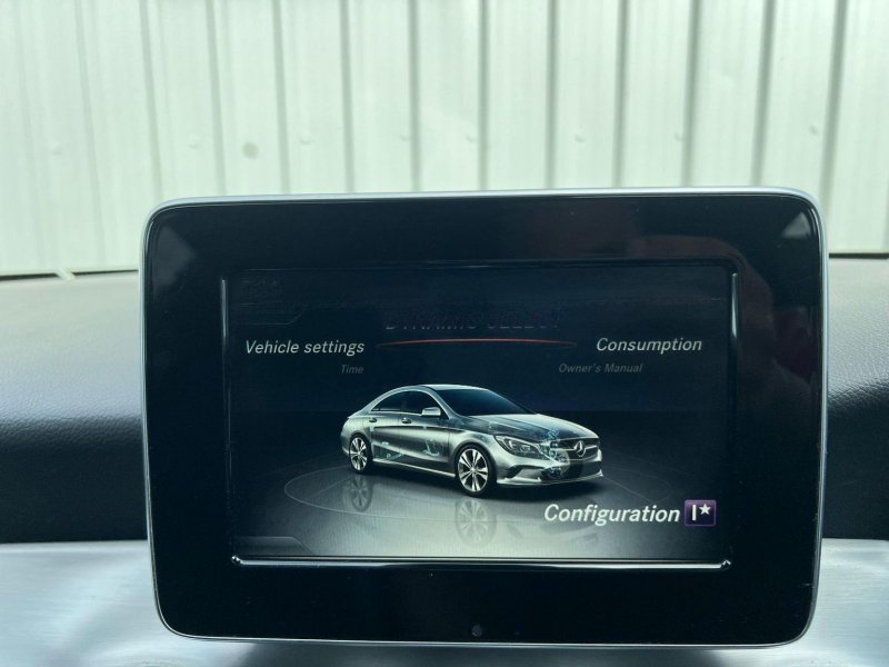 MERCEDES-BENZ CLA