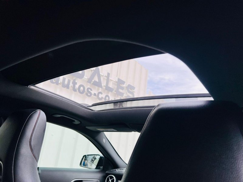 MERCEDES-BENZ GLA CLASS