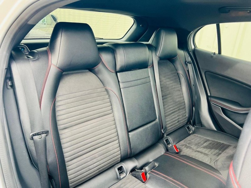 MERCEDES-BENZ GLA CLASS