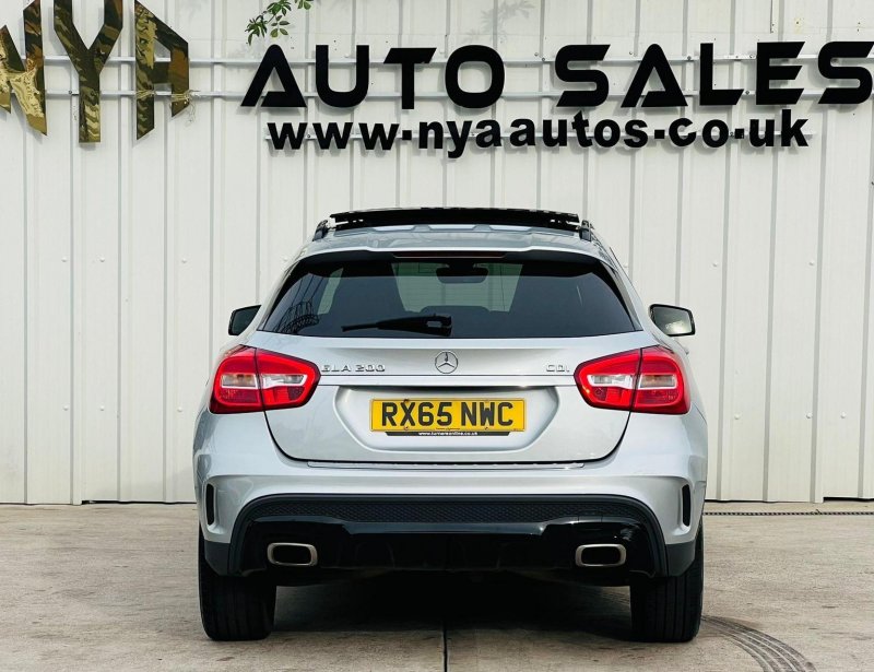 MERCEDES-BENZ GLA CLASS