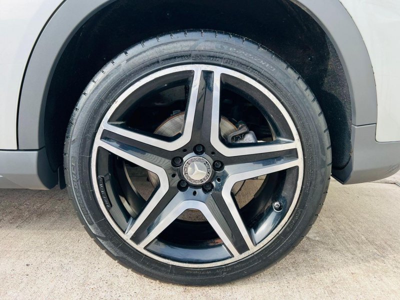MERCEDES-BENZ GLA CLASS
