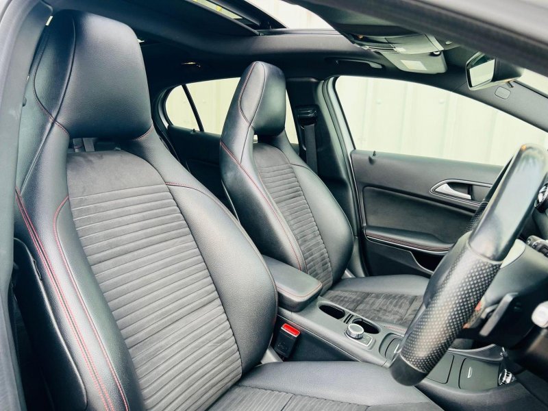 MERCEDES-BENZ GLA CLASS