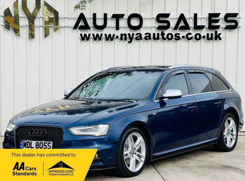AUDI A4 2.0 TDI S line S Tronic quattro Euro 5 (s/s) 4dr